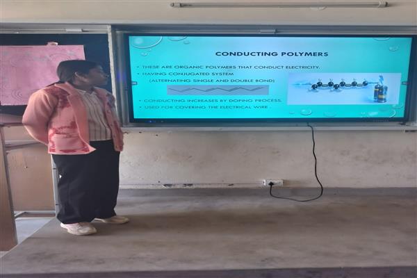 seminar series on 'Polymers in Everyday Life: Unde